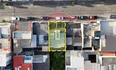 CASA EN VENTA EN EL CENTRO DE LA CIUDAD DE IBARRA
