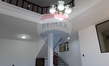 CASA EN VENTA EN EL CENTRO DE LA CIUDAD DE IBARRA