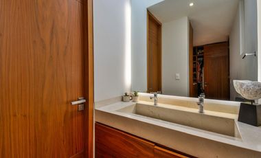 Hermosa casa recien remodelada en Vista Hermosa