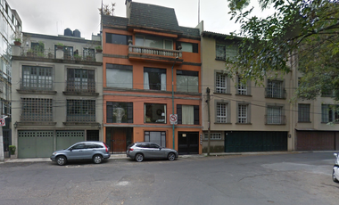 Venta de Edificio habitacional, Col. Lomas de Chapultepec, Miguel Hidalgo, CDMX.