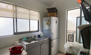 VENDO CASA DE UN SOLO NIVEL CON USO DE SUELO COMERCIAL EN CUERNAVACA