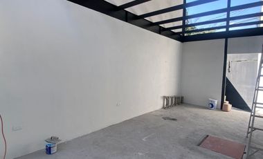 VENDO CASA DE UN SOLO NIVEL CON USO DE SUELO COMERCIAL EN CUERNAVACA