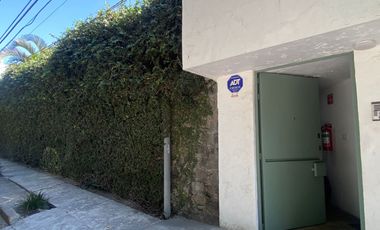 VENDO CASA DE UN SOLO NIVEL CON USO DE SUELO COMERCIAL EN CUERNAVACA