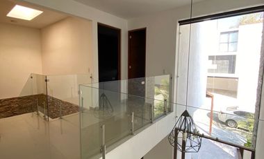 Burgos Corinto - Estricta y Doble Seguridad - Hermosa Casa.