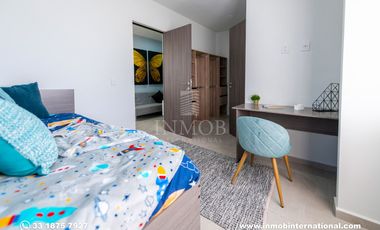 Casa en Venta con recamara en planta baja, Zona Valle Imperial, Zapopan