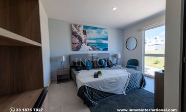Casa en Venta con recamara en planta baja, Zona Valle Imperial, Zapopan