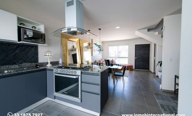 Casa en Venta de entrega inmediata, cerca del Fracc. Valle Imperial, Zapopan