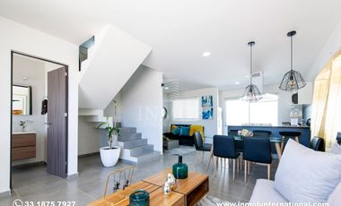 Casa en Venta de entrega inmediata, cerca del Fracc. Valle Imperial, Zapopan