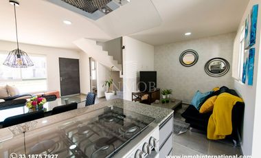 Casa en Venta de entrega inmediata, cerca del Fracc. Valle Imperial, Zapopan