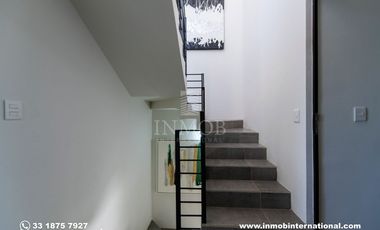Casa en Venta de entrega inmediata, cerca del Fracc. Valle Imperial, Zapopan