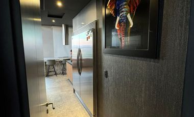 PENTHOUSE AMUEBLADO Y DECORADO EN VENTA EN LA VISTA COUNTRY CLUB