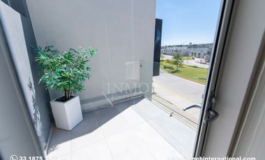 Casa con recamara planta baja cerca de Valle Imperial, Zapopan