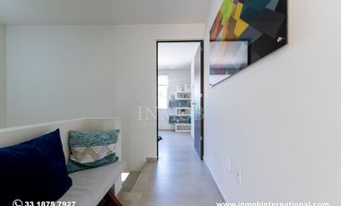 Casa con recamara planta baja cerca de Valle Imperial, Zapopan