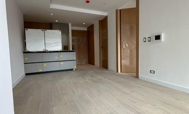SUITE EN VENTA POR ESTRENAR SECTOR NARANCAY, ALTURA DE LA FERRETERIA CONTINENTAL