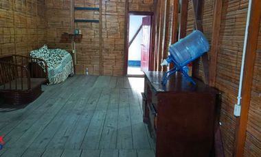 casa de dos pisos de venta en calceta H/M