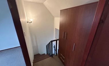 VENDE CASA 4D,3B,1E CERCANO AUTOPISTA COMUNA DE TALCAHUANO