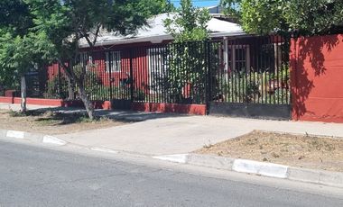 VENDE CASA AMPLIO TERRENO EN SECTOR GULTRO OLIVAR