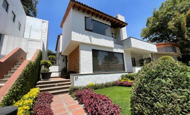 En venta, casa en el Club de Golf Los Encinos, Estado de México