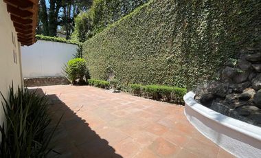 En venta, casa en el Club de Golf Los Encinos, Estado de México