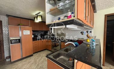 EXCELENTE OPORTUNIDAD $190.000 Casa con terreno de 1.530 m2 Mitad del Mundo