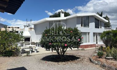 EXCELENTE OPORTUNIDAD $190.000 Casa con terreno de 1.530 m2 Mitad del Mundo