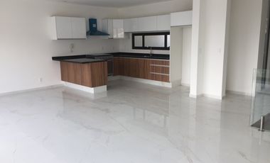 Casa en Venta en Residencial Lago Esmeralda