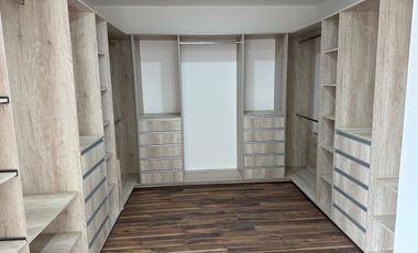 Casa en Venta en Residencial Lago Esmeralda