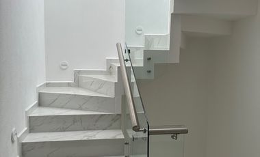 Casa en Venta en Residencial Lago Esmeralda