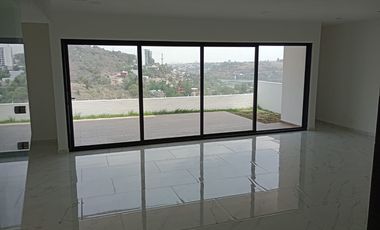 Casa en Venta en Residencial Lago Esmeralda