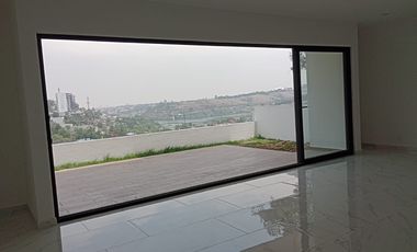 Casa en Venta en Residencial Lago Esmeralda