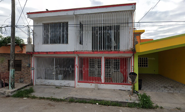 Casa en Col. Jardines, Chetumal Quintana Roo, ¡Compra directa con el Banco, no se aceptan créditos!