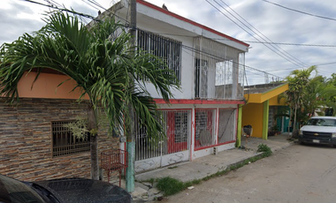 Casa en Col. Jardines, Chetumal Quintana Roo, ¡Compra directa con el Banco, no se aceptan créditos!