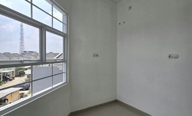 Rumah Mewah 2 Lantai Dekat Kampus UI Depok Dan Stasiun KRL Depok Baru