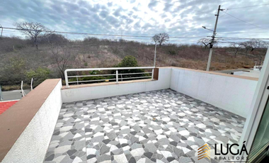 Casa en venta sector Los Gavilanes, cerca a la PUCE Manta, Ecuador