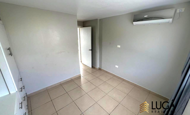 Casa en venta sector Los Gavilanes, cerca a la PUCE Manta, Ecuador