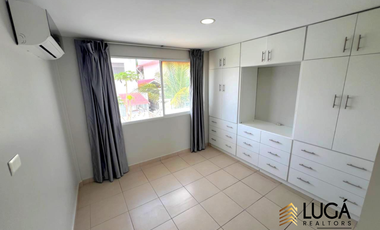 Casa en venta sector Los Gavilanes, cerca a la PUCE Manta, Ecuador