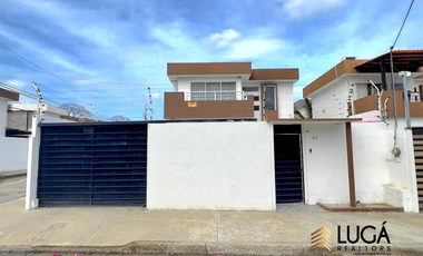 Casa en venta sector Los Gavilanes, cerca a la PUCE Manta, Ecuador