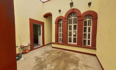 Venta de Casa Centrica en el Barrio de San Marcos a media cuadra del Jardín de San Marcos