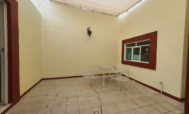Venta de Casa Centrica en el Barrio de San Marcos a media cuadra del Jardín de San Marcos
