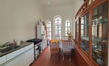 Venta de Casa Centrica en el Barrio de San Marcos a media cuadra del Jardín de San Marcos