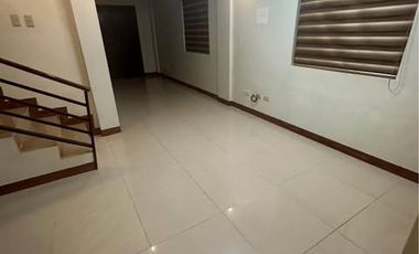 5 Bedroom House for Lease at Woodridge Heights Quezon City