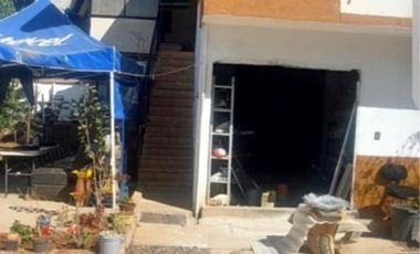 DEPARTAMENTOS DUPLEX MAS TERRENO COLONIA LOMAS DEL VALLE CALLE JAUJILLA MORELIA