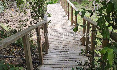 Leon Propiedades vende casa en parcela en condominio, sector Los Naranjos, Curacaví.