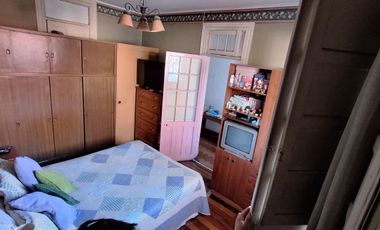 Venta Casa en Sector Residencial – Pedro León Ugalde, Santiago