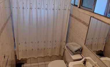 Venta Casa en Sector Residencial – Pedro León Ugalde, Santiago