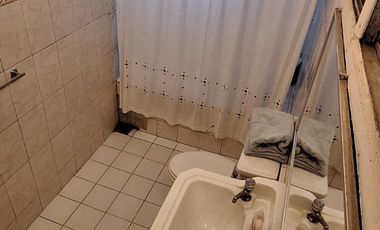 Venta Casa en Sector Residencial – Pedro León Ugalde, Santiago