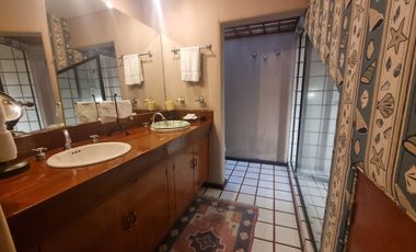 Casa en Bosques de Las Lomas, Oportunidad