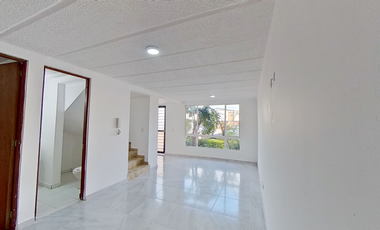 SE VENDE ESPECTACULAR CASA MOSQUERA EL JARDIN