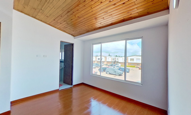 SE VENDE ESPECTACULAR CASA MOSQUERA EL JARDIN