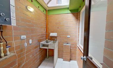 SE VENDE ESPECTACULAR CASA MOSQUERA EL JARDIN